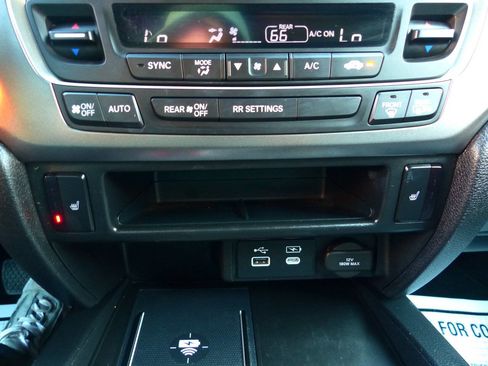 Used 2024 Honda Passport EX-L image 36