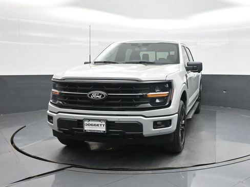 New 2026 Ford F150 XLT w/ Equipment Group 302A MID image 17