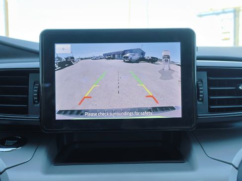 Certified 2023 Ford Explorer XLT image 30