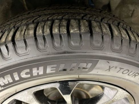 Used 2020 Ford Escape SE Sport image 17