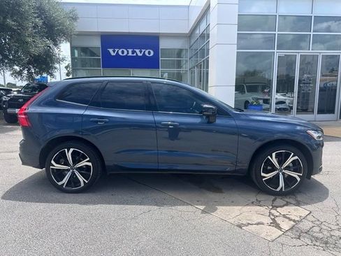 Certified 2023 Volvo XC60 B5 Ultimate w/ Climate Package FWD image 11