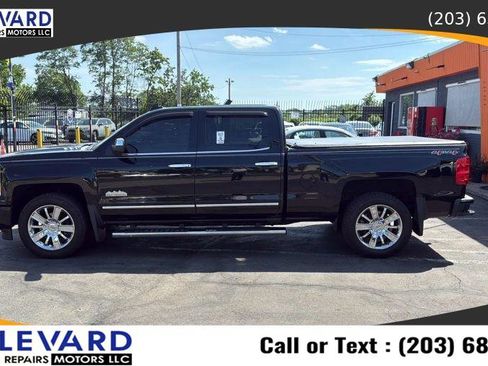 Used 2015 Chevrolet Silverado 1500 High Country w/ High Country Premium Package AWD/4WD image 4