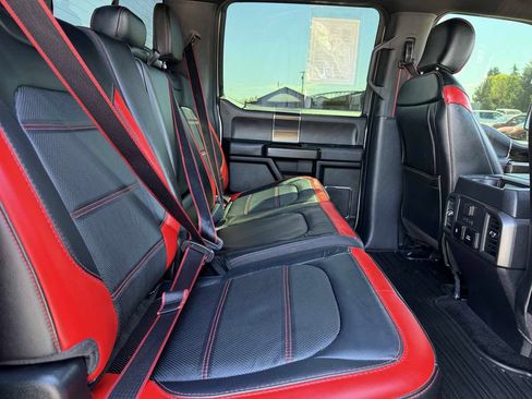 Used 2019 Ford F150 Lariat w/ Equipment Group 502A Luxury AWD/4WD image 12
