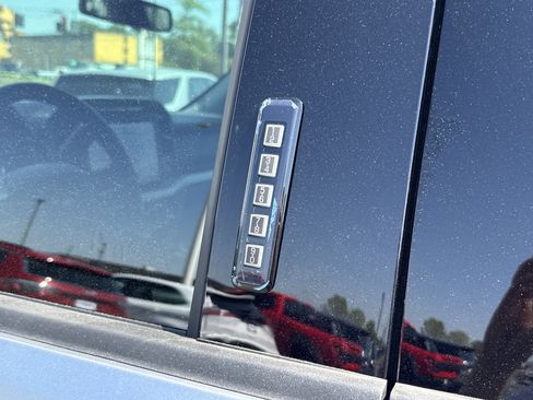 Used 2022 Ford F150 XLT w/ Equipment Group 302A High image 13