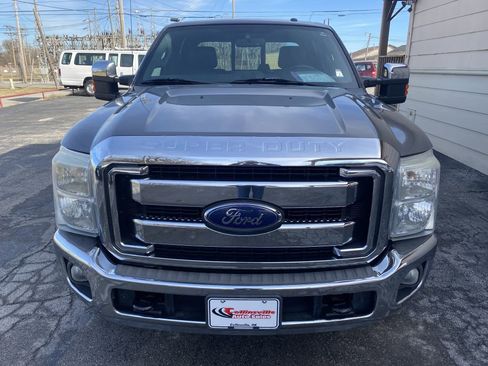 Used 2013 Ford F250 Lariat w/ Lariat Ultimate Pkg image 2