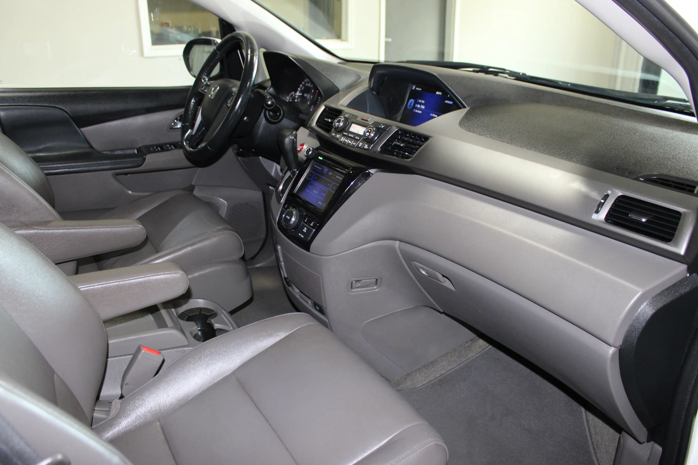 Used 2016 Honda Odyssey EX-L image 31