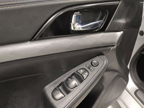 Used 2018 Nissan Maxima 3.5 SV image 27