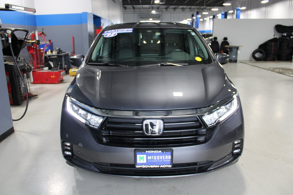 Used 2023 Honda Odyssey Elite image 2