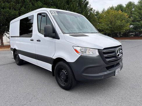 Used 2023 Mercedes-Benz Sprinter 2500 image 1