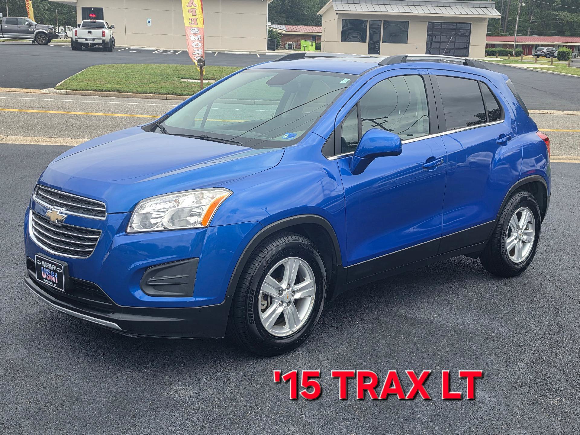 Used 2015 Chevrolet Trax LT w/ LT Sun and Sound Package FWD image 1
