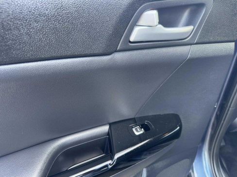 Used 2021 Kia Sportage EX image 43