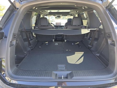 New 2025 Honda Pilot TrailSport image 23