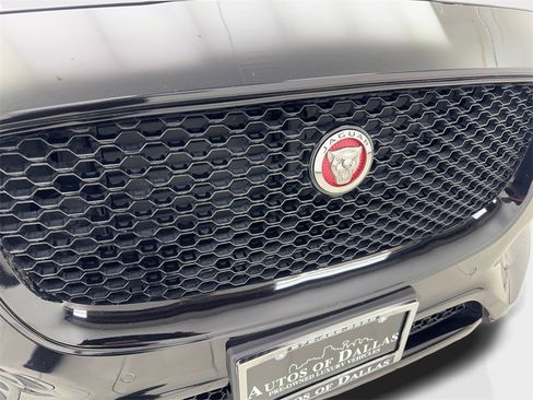 Used 2020 Jaguar F-PACE Checkered Flag image 26