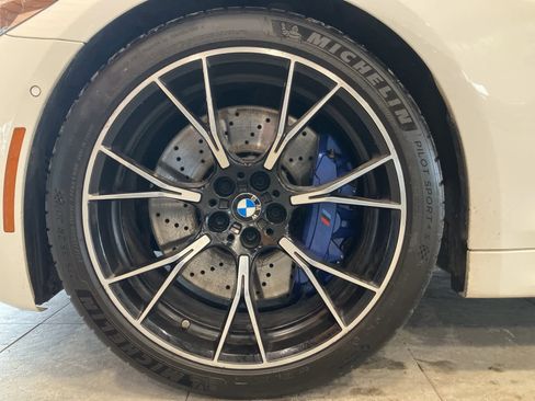 Used 2019 BMW M5 w/ Executive Package image 9