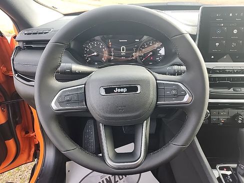 New 2026 Jeep Compass Latitude image 21