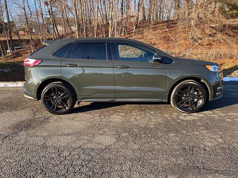 Used 2022 Ford Edge ST w/ Equipment Group 401A image 5