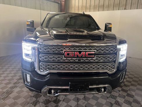 Used 2022 GMC Sierra 3500 Denali w/ Denali Ultimate Package AWD/4WD image 3