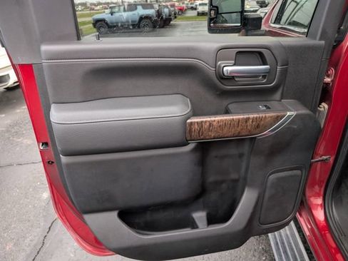 Used 2021 GMC Sierra 2500 Denali w/ Denali Ultimate Package image 12