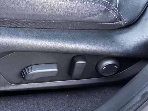 Used 2025 Subaru Forester Touring image 16