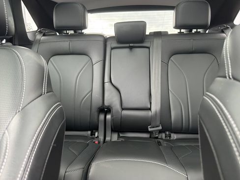 Used 2025 Ford Escape SE w/ PHEV Premium Package FWD image 19