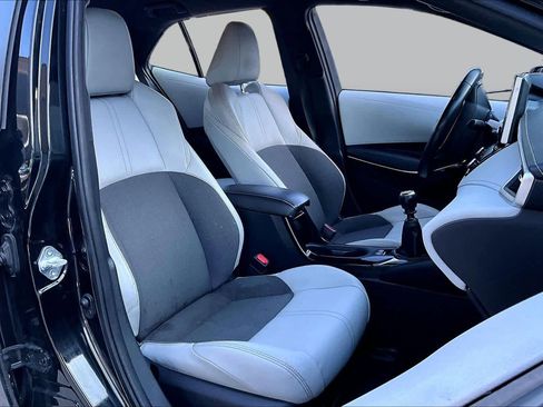 Used 2022 Toyota Corolla XSE FWD image 9