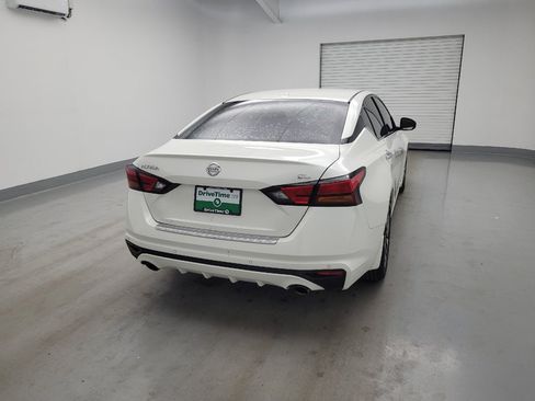 Used 2019 Nissan Altima 2.5 SL FWD image 7