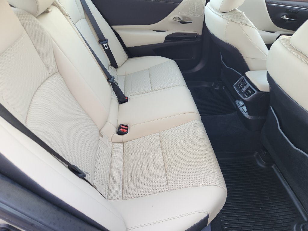 Certified 2024 Lexus ES 350 w/ Premium Package FWD image 30