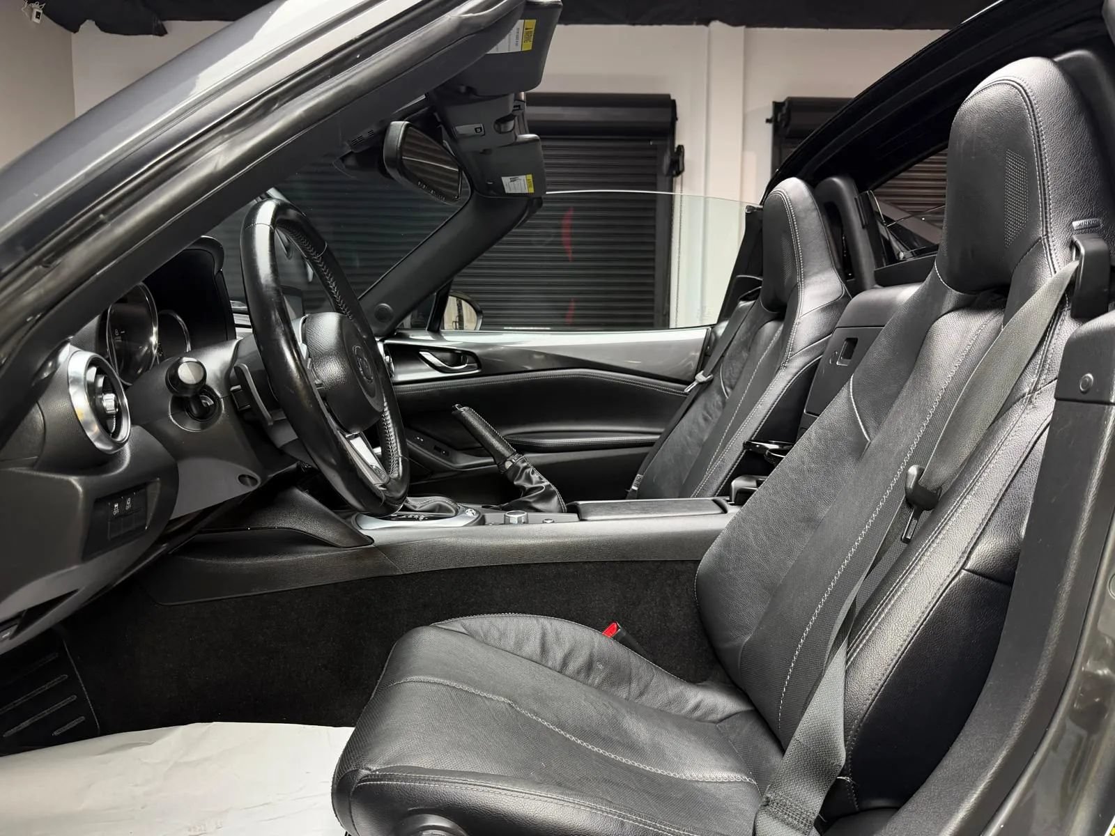 Used 2022 MAZDA MX-5 Miata RF Grand Touring RWD image 21