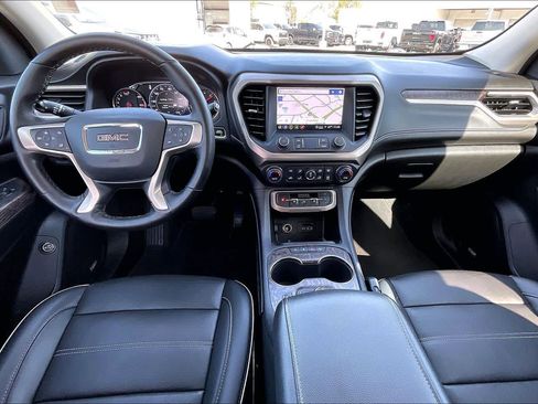 Certified 2023 GMC Acadia Denali w/ Denali Ultimate Package image 15