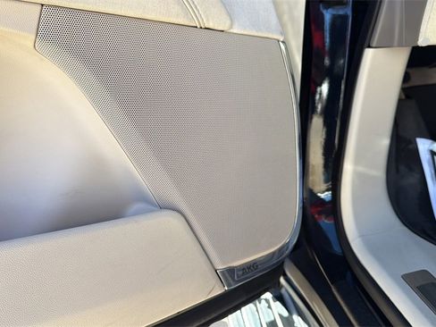 Used 2021 Cadillac Escalade Sport Platinum image 30