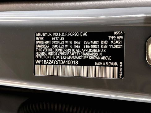 New 2026 Porsche Cayenne Coupe AWD/4WD image 32