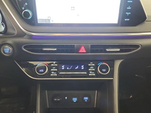 Used 2023 Hyundai Sonata Limited FWD image 17