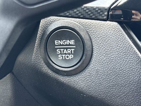 Used 2025 Ford Escape ST-Line FWD image 21