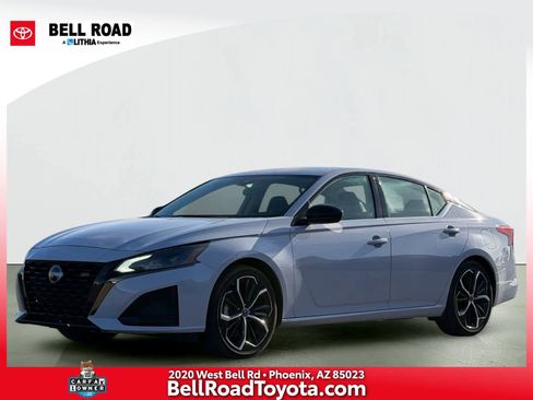 Used 2024 Nissan Altima 2.5 SR image 1