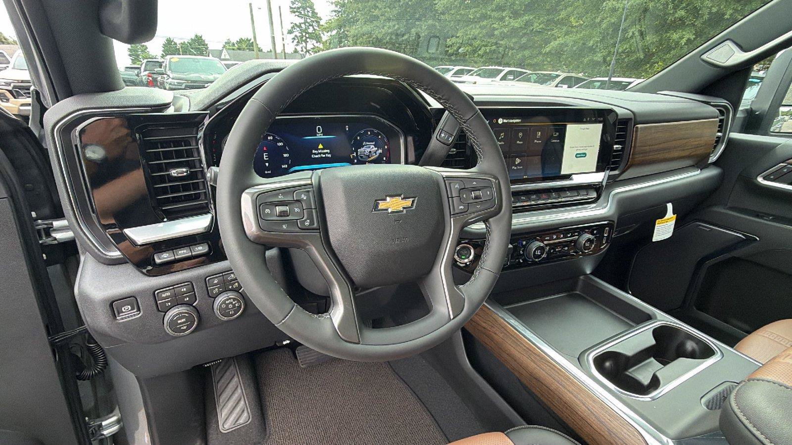 New 2026 Chevrolet Silverado 2500 High Country w/ High Country Premium Package AWD/4WD image 4