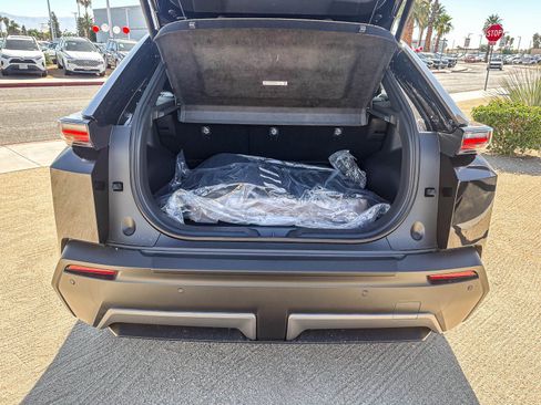 New 2026 Toyota C-HR AWD/4WD image 13