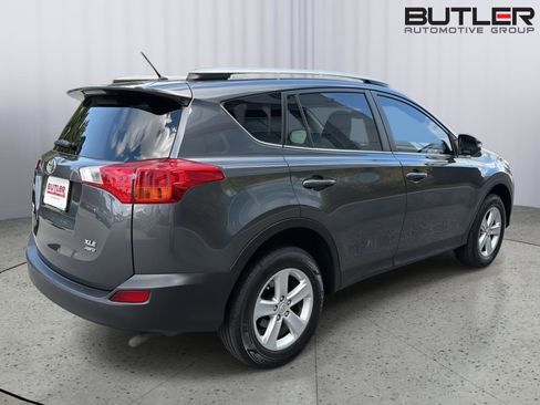 Used 2013 Toyota RAV4 XLE AWD/4WD image 6