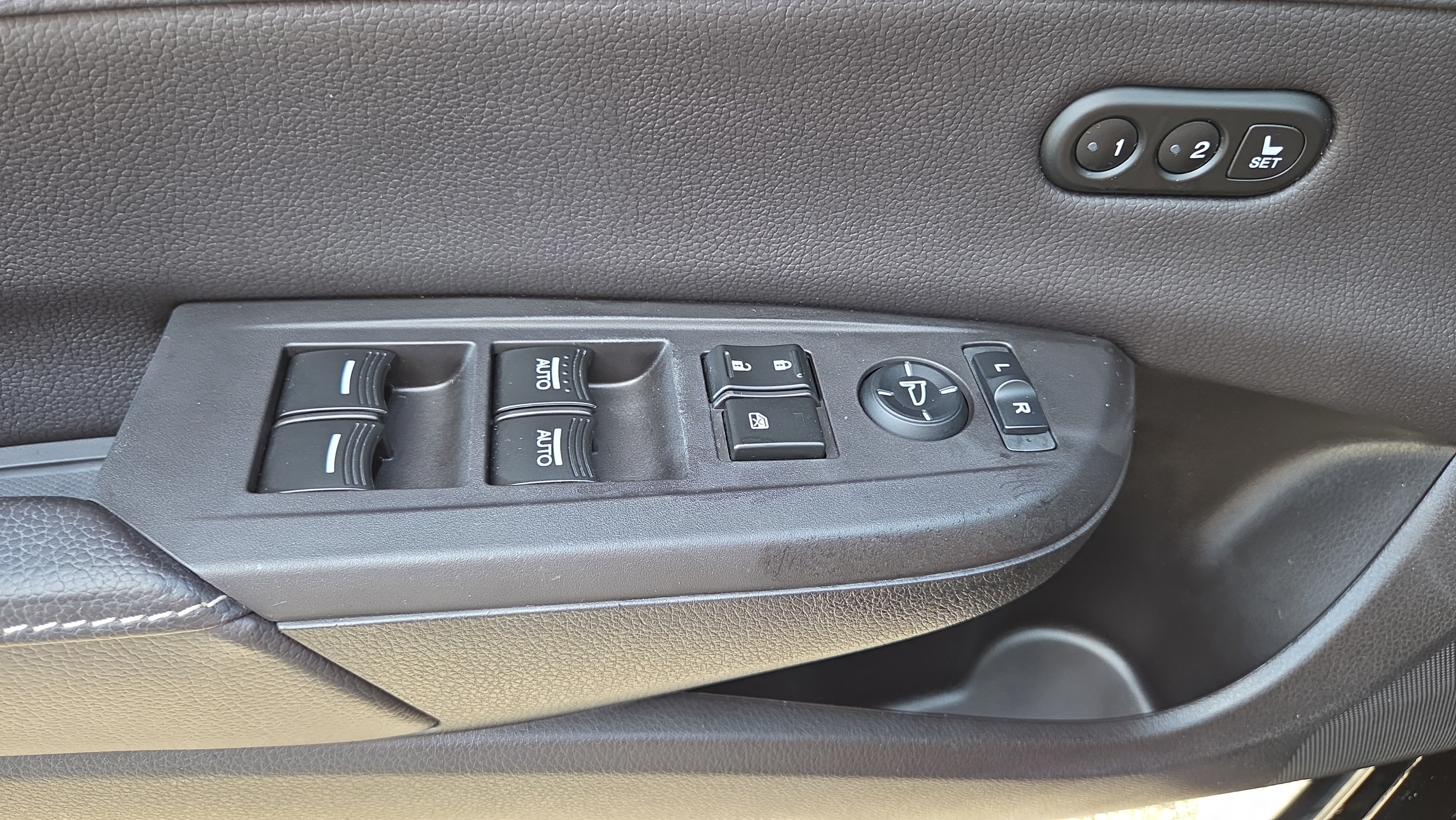 Used 2022 Acura ILX w/ Premium Package FWD image 36