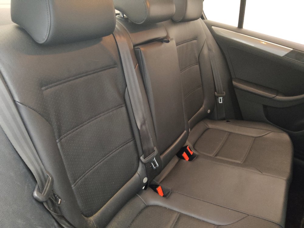 Used 2017 Volkswagen Jetta SE FWD image 19