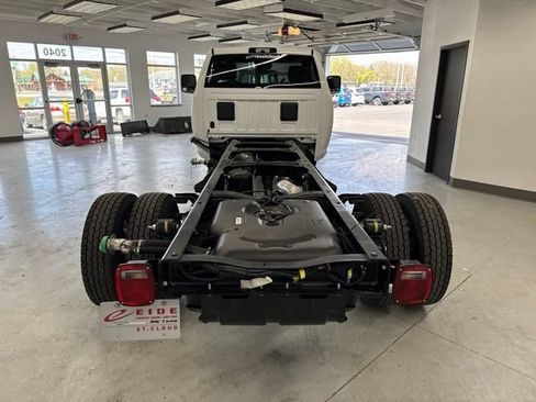 New 2026 RAM 5500 Tradesman AWD/4WD image 7