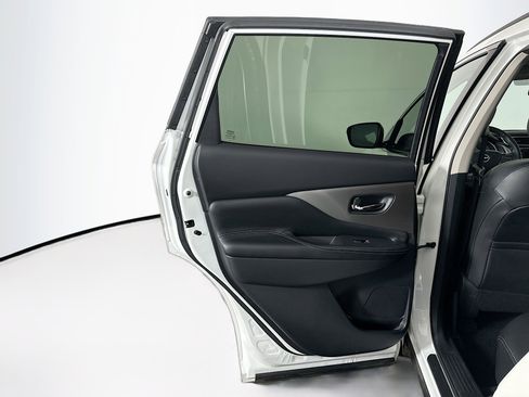 Used 2024 Nissan Murano SV image 25