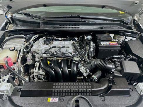 Used 2022 Toyota Corolla LE image 28