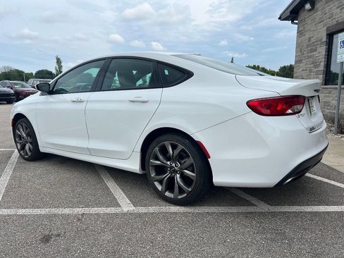 Used 2015 Chrysler 200 S w/ Comfort Group image 4