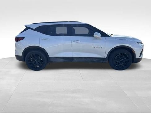 Used 2022 Chevrolet Blazer LT w/ Sound & Technology Package AWD/4WD image 6