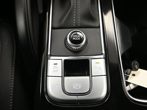 New 2025 Kia Telluride LX FWD image 24