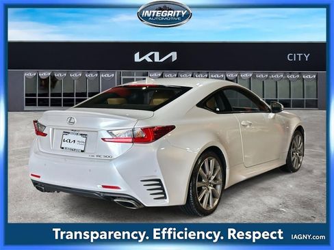 Used 2016 Lexus RC 300 AWD image 2