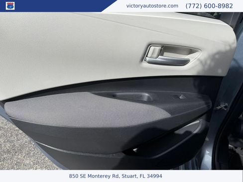 Used 2020 Toyota Corolla LE image 34