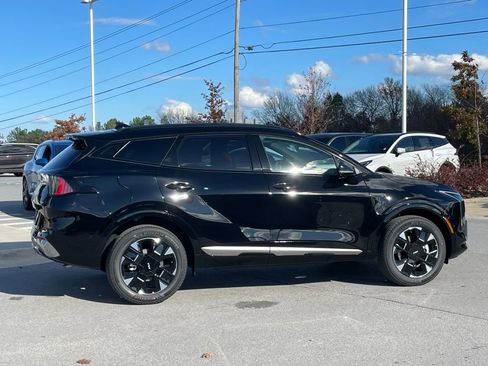 New 2026 Kia Sportage SX AWD/4WD image 8