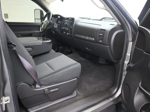 Used 2014 Chevrolet Silverado 2500 LT w/ Snow Plow Prep Package image 19