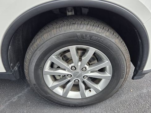 Used 2017 Dodge Durango SXT w/ 3rd Row Seating Group RWD image 8